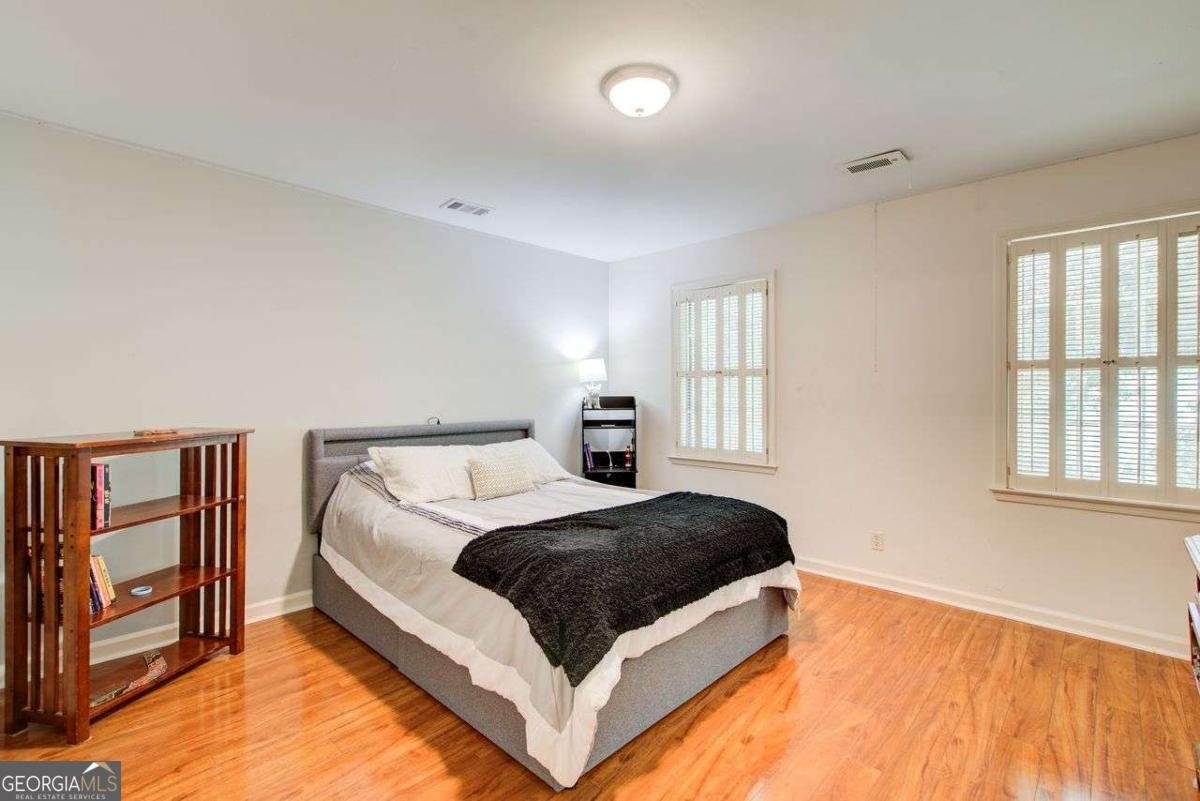 854 Newcastle Drive Lilburn - Photo 32