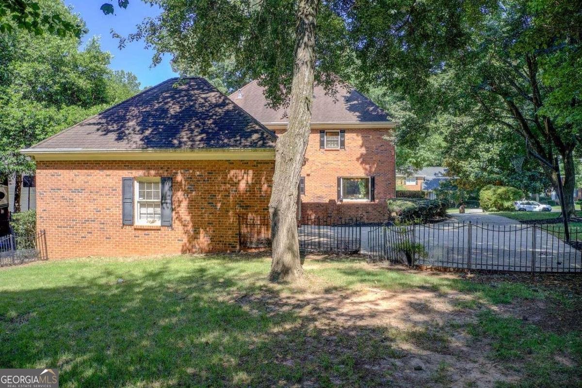 854 Newcastle Drive Lilburn - Photo 39