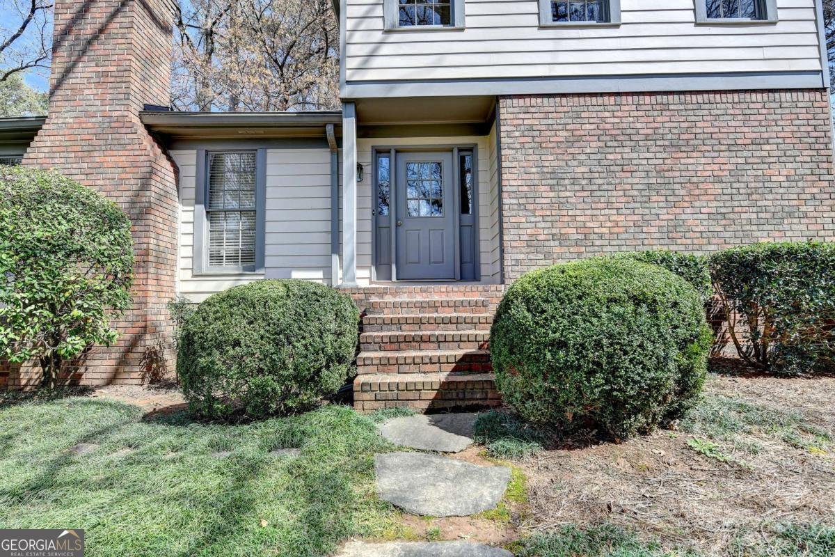 305 Seventeenth Fairway Roswell - Photo 9