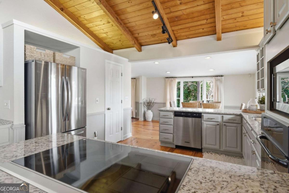 4255 Sinclair Shores Road Cumming - Photo 11