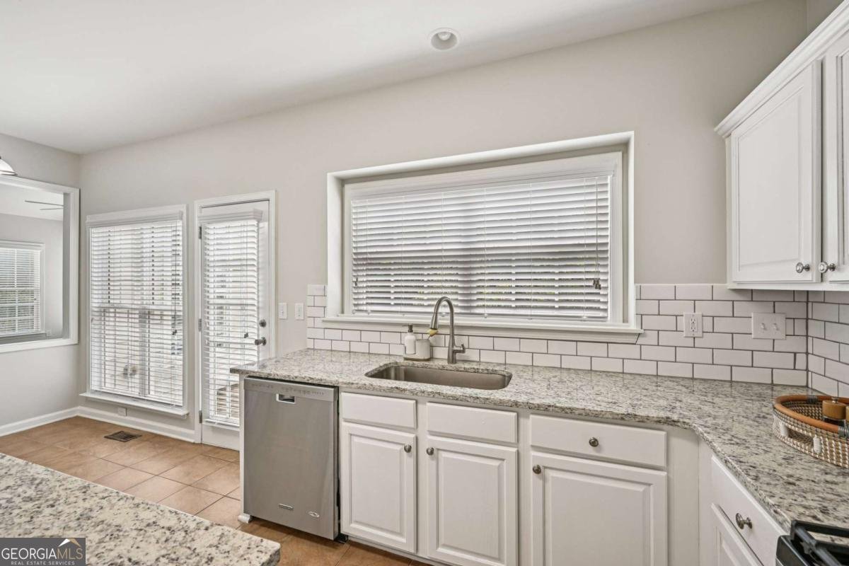 487 Skiles Court Suwanee - Photo 17