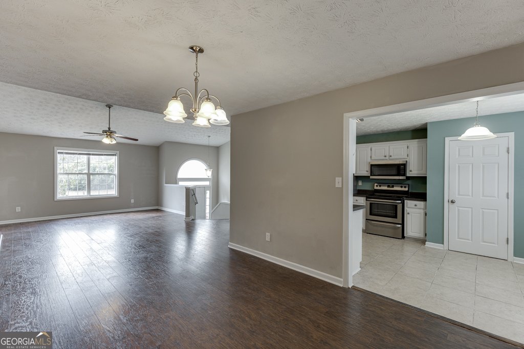 224 Whistleville Court Winder - Photo 9