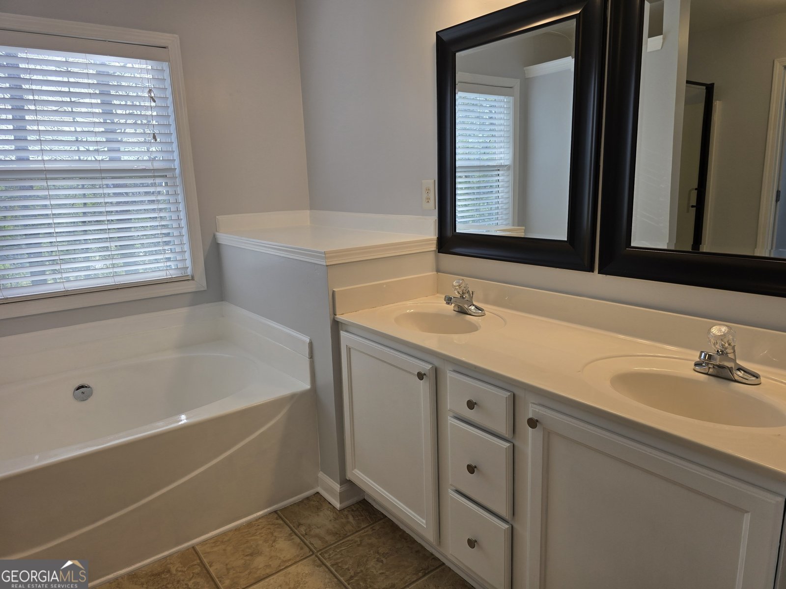 32 Ledgewood Mill Way Lawrenceville - Photo 44