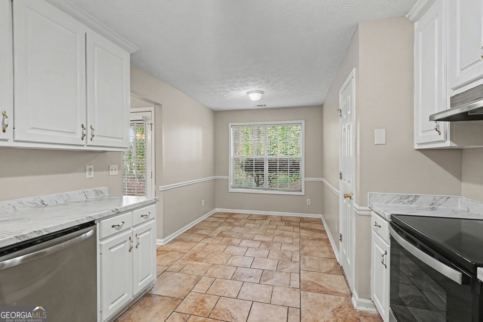 1496 Arnold Drive Lawrenceville - Photo 6