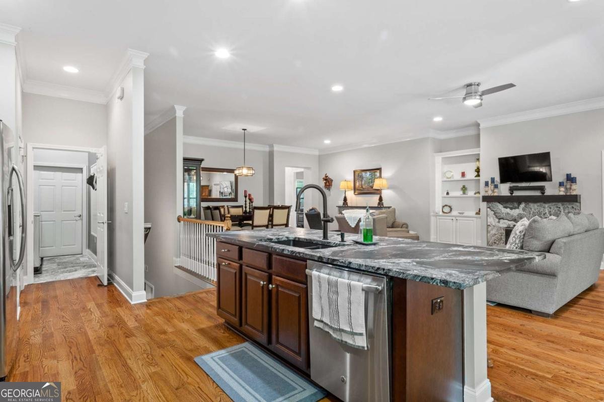 324 Shade Tree Circle Woodstock - Photo 14