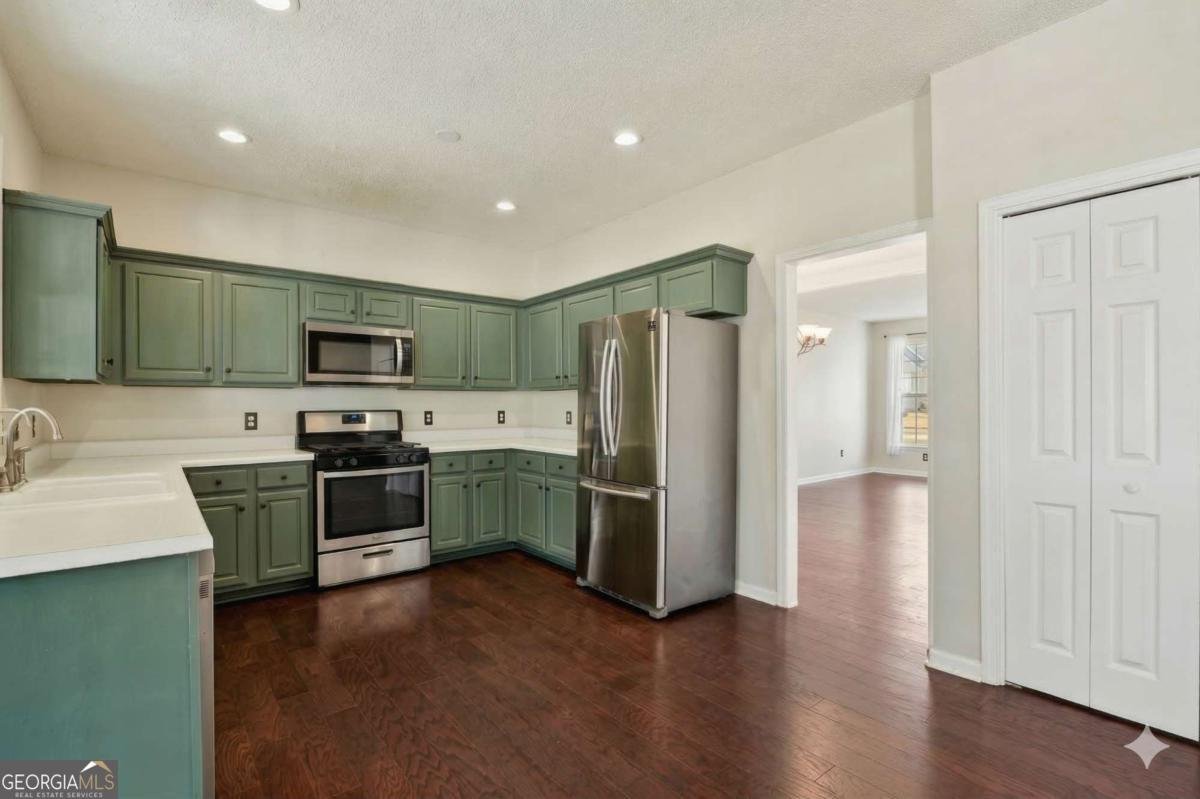 120 Wallnut Hall Circle Woodstock - Photo 15