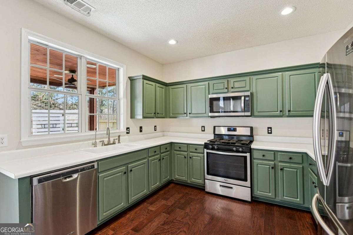 120 Wallnut Hall Circle Woodstock - Photo 16