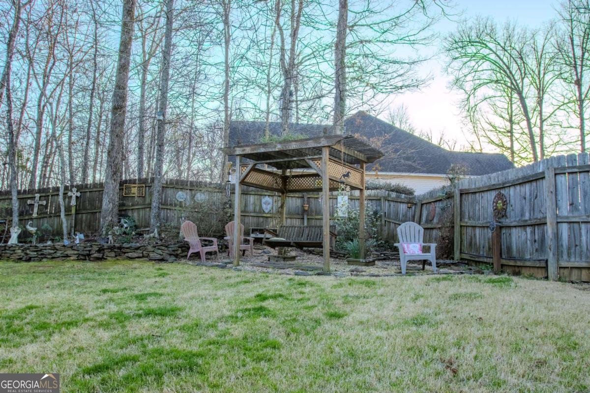 1950 East Bay Street Hoschton - Photo 32