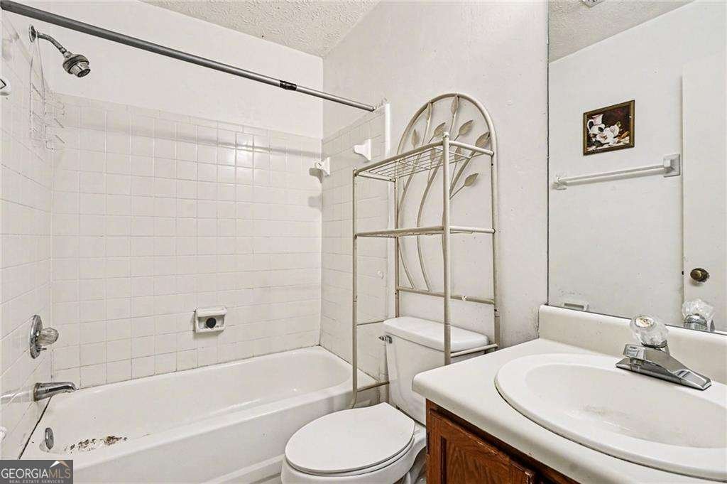 625 Windchase Lane Stone Mountain - Photo 9