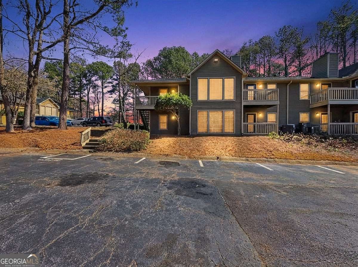 1702 Country Park Drive Smyrna - Photo 1