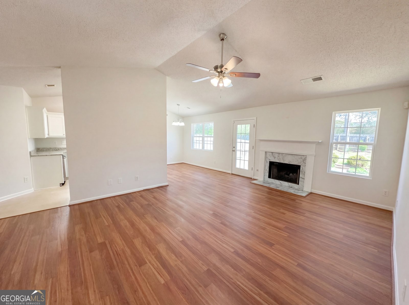 124 Amelia Garden Way Lawrenceville - Photo 7