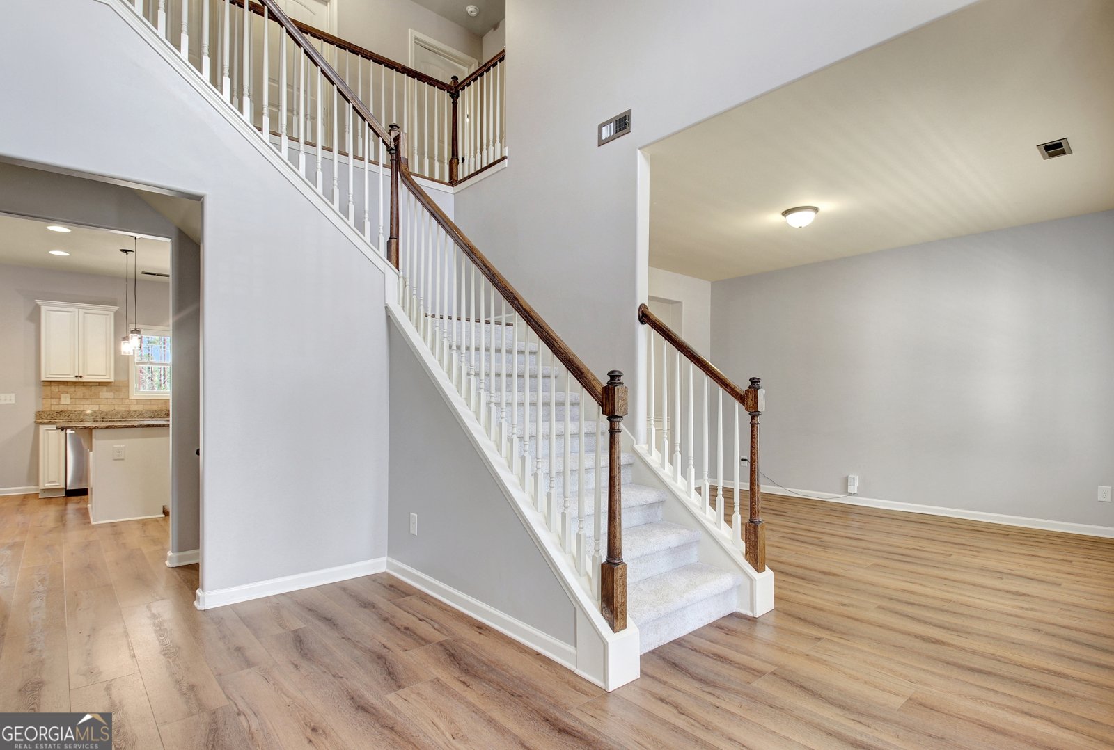 201 Fox Hall Crossing Senoia - Photo 6