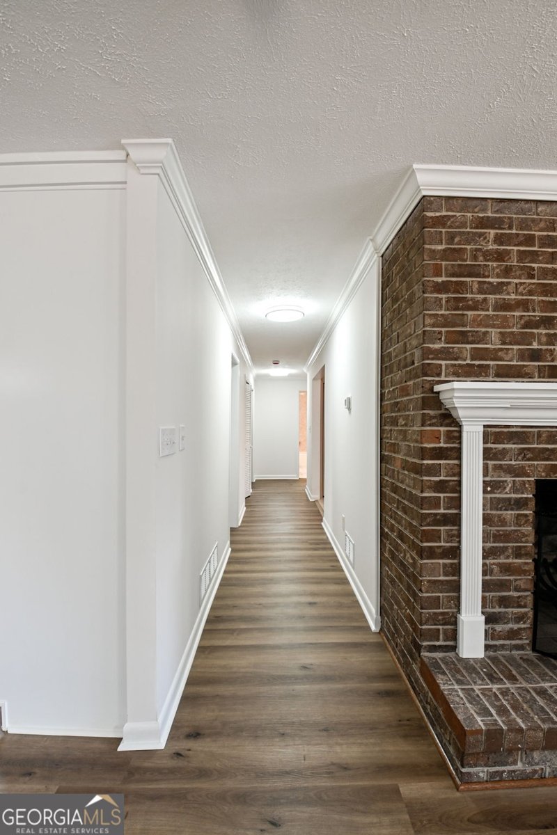 1297 Lakeshore Circle Gainesville - Photo 26