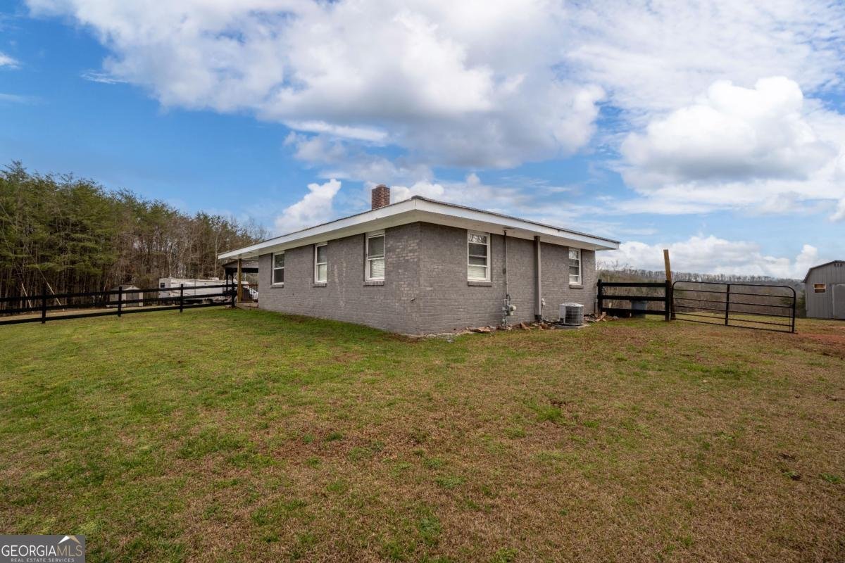 4807 Lee Road Gainesville - Photo 7