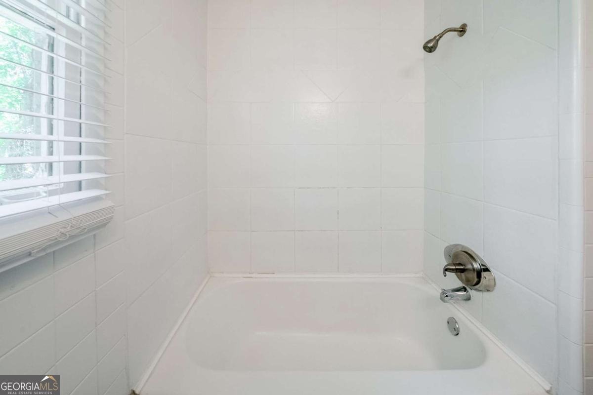 4442 Mercer Road Decatur - Photo 21