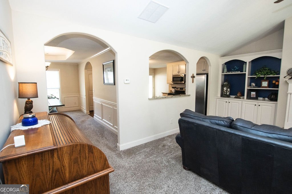 141 Spetchley Way Bogart - Photo 14