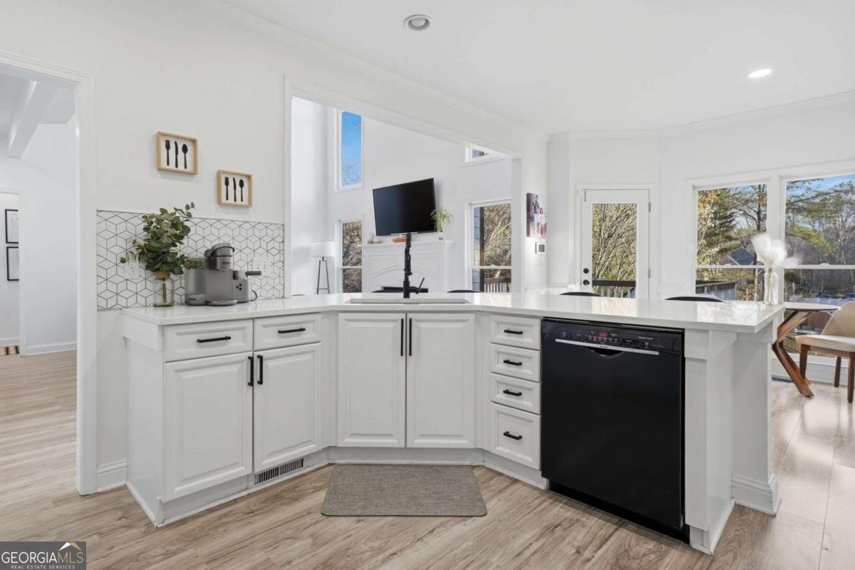 167 Laurel Way Woodstock - Photo 11