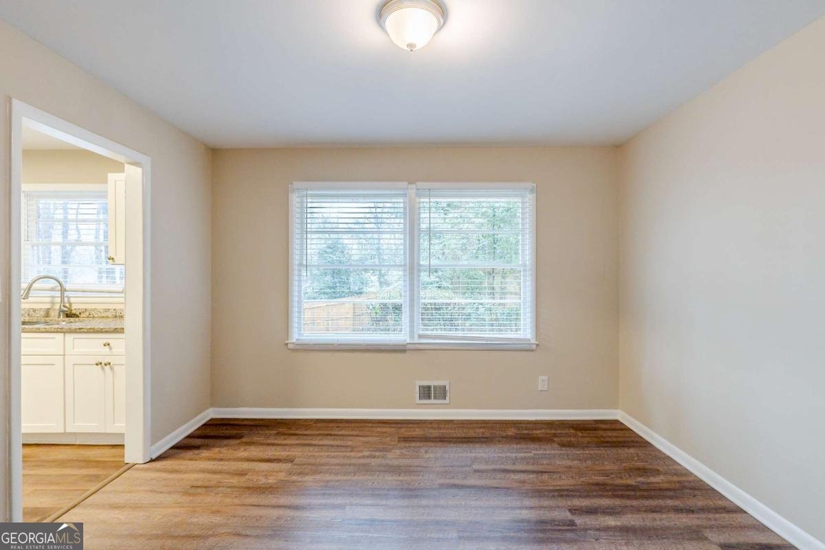 2202 Troutdale Drive Decatur - Photo 7