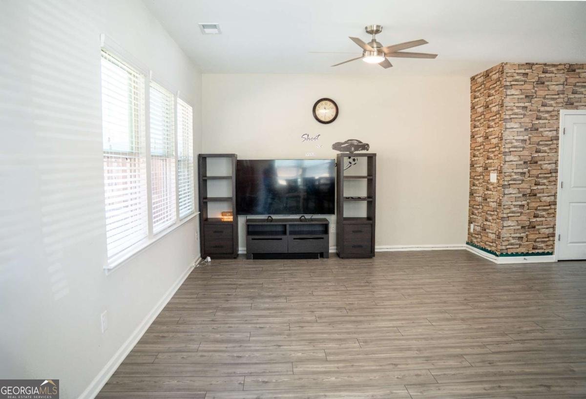 1900 Lanier Harbor Point Buford - Photo 8