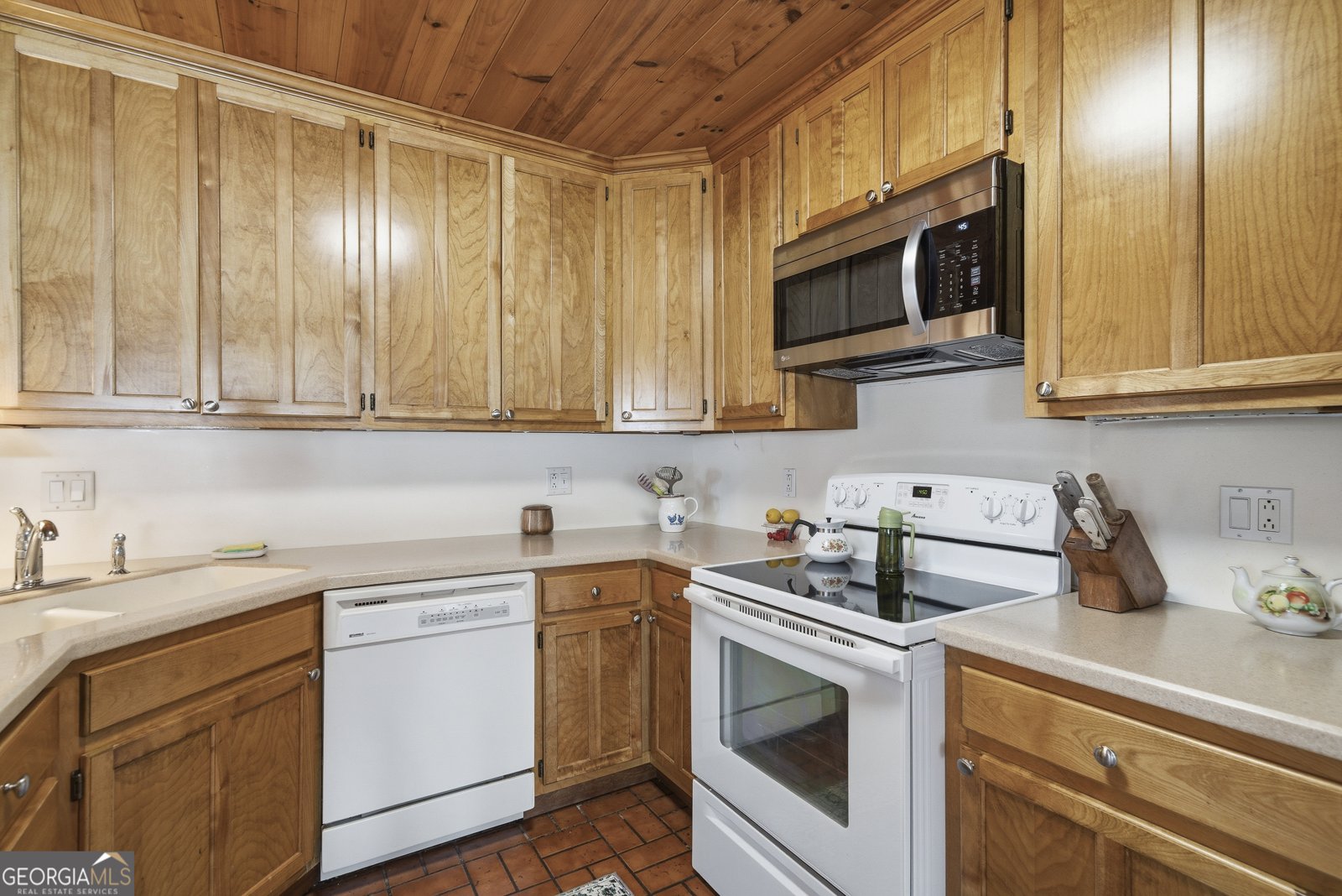 1490 Staci Drive Greensboro - Photo 12