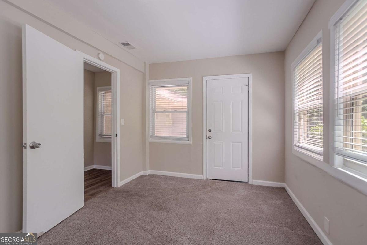 2755 Rockcliff Road Atlanta - Photo 19