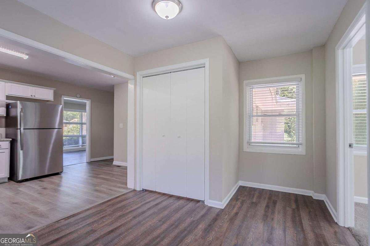 2755 Rockcliff Road Atlanta - Photo 6