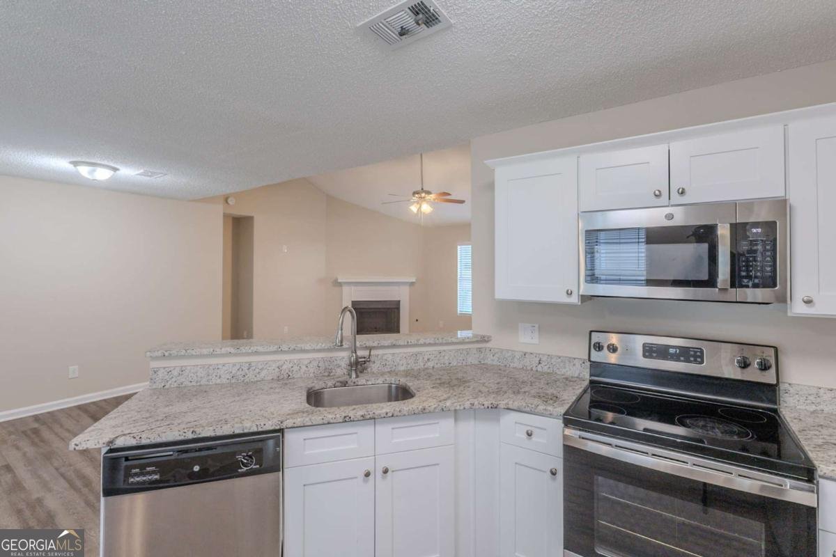 2289 Clare Cottage Cove Marietta - Photo 6