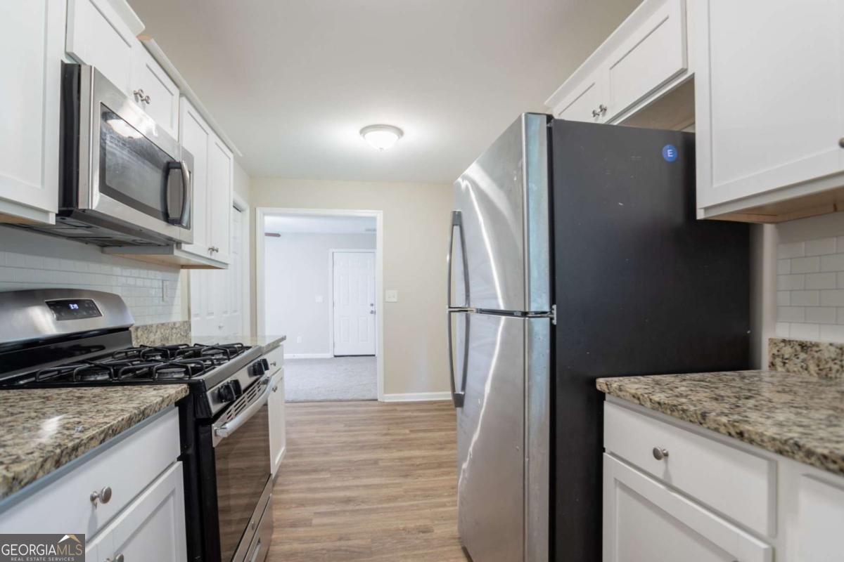 542 Hasty Drive Lithia Springs - Photo 10