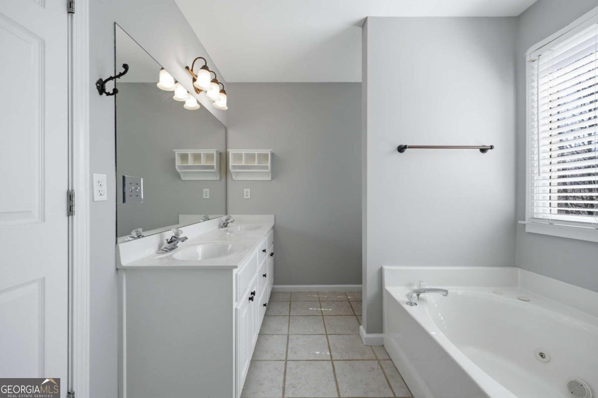 1040 Smithwyck Drive Canton - Photo 19