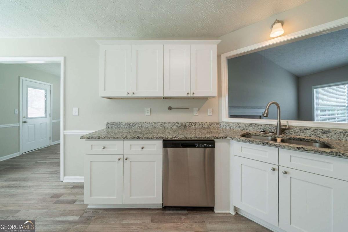 40 Princeton Court Covington - Photo 8