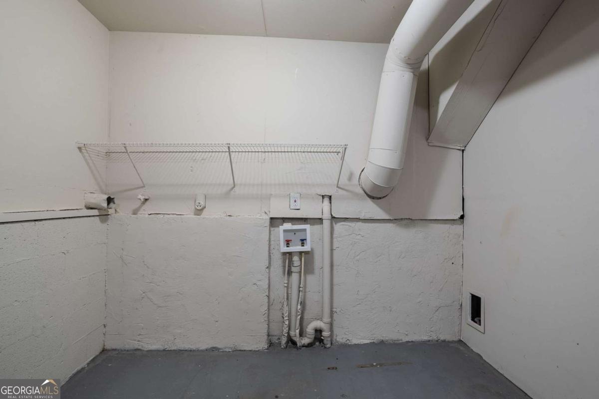 5449 Martins Crossing Road Stone Mountain - Photo 11