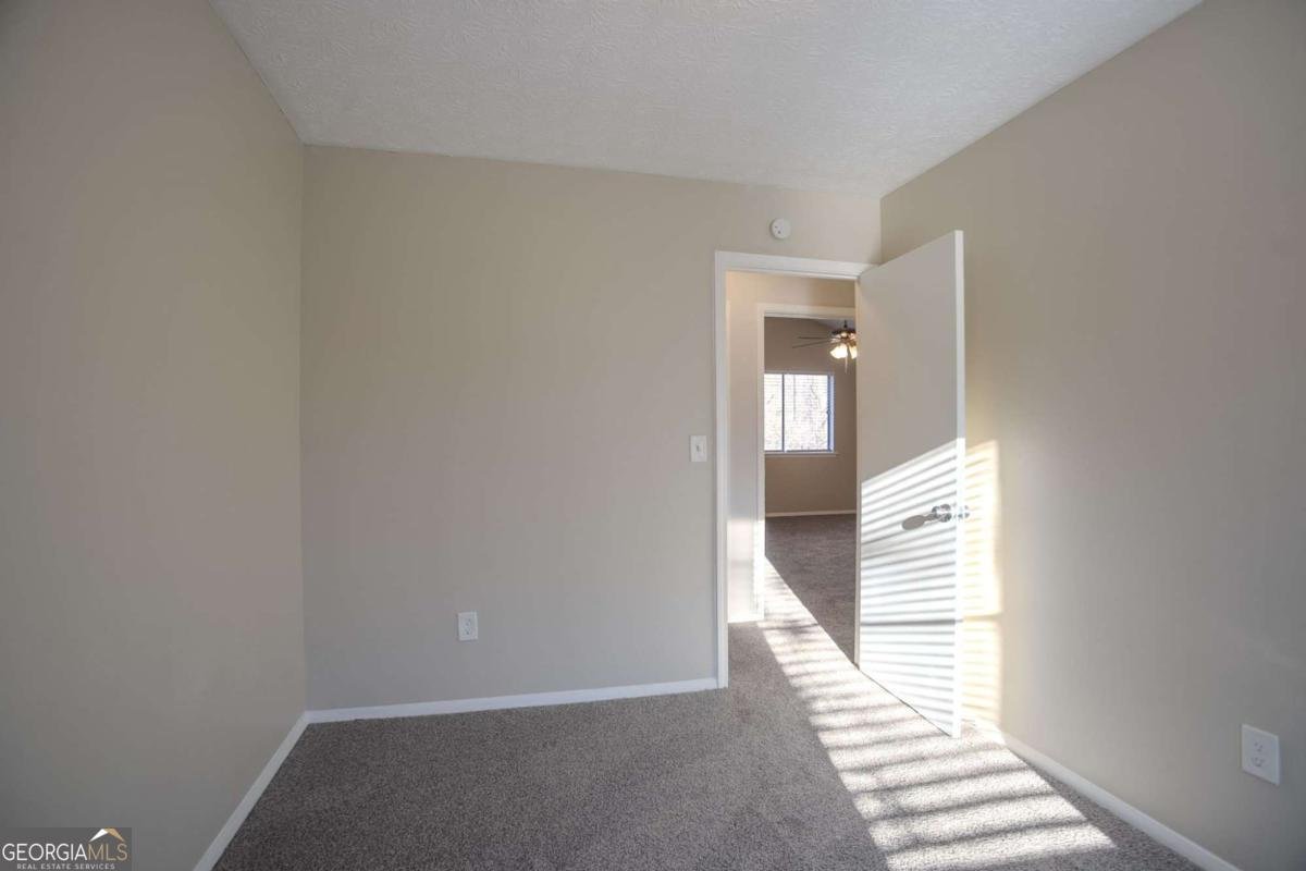 5449 Martins Crossing Road Stone Mountain - Photo 13