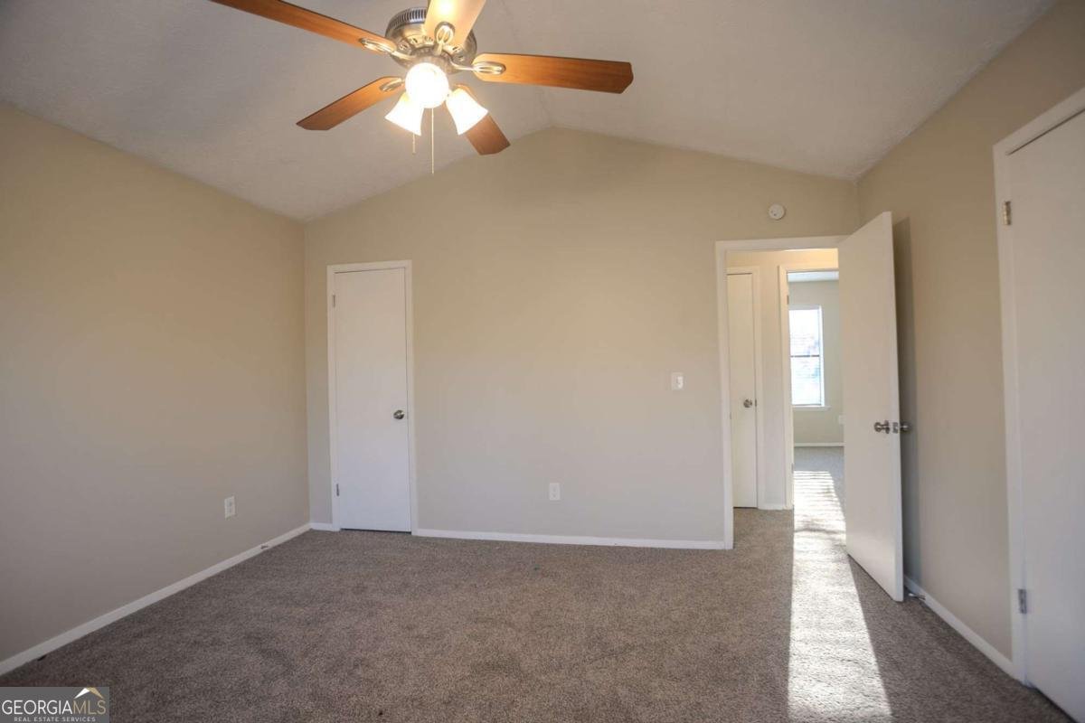 5449 Martins Crossing Road Stone Mountain - Photo 18