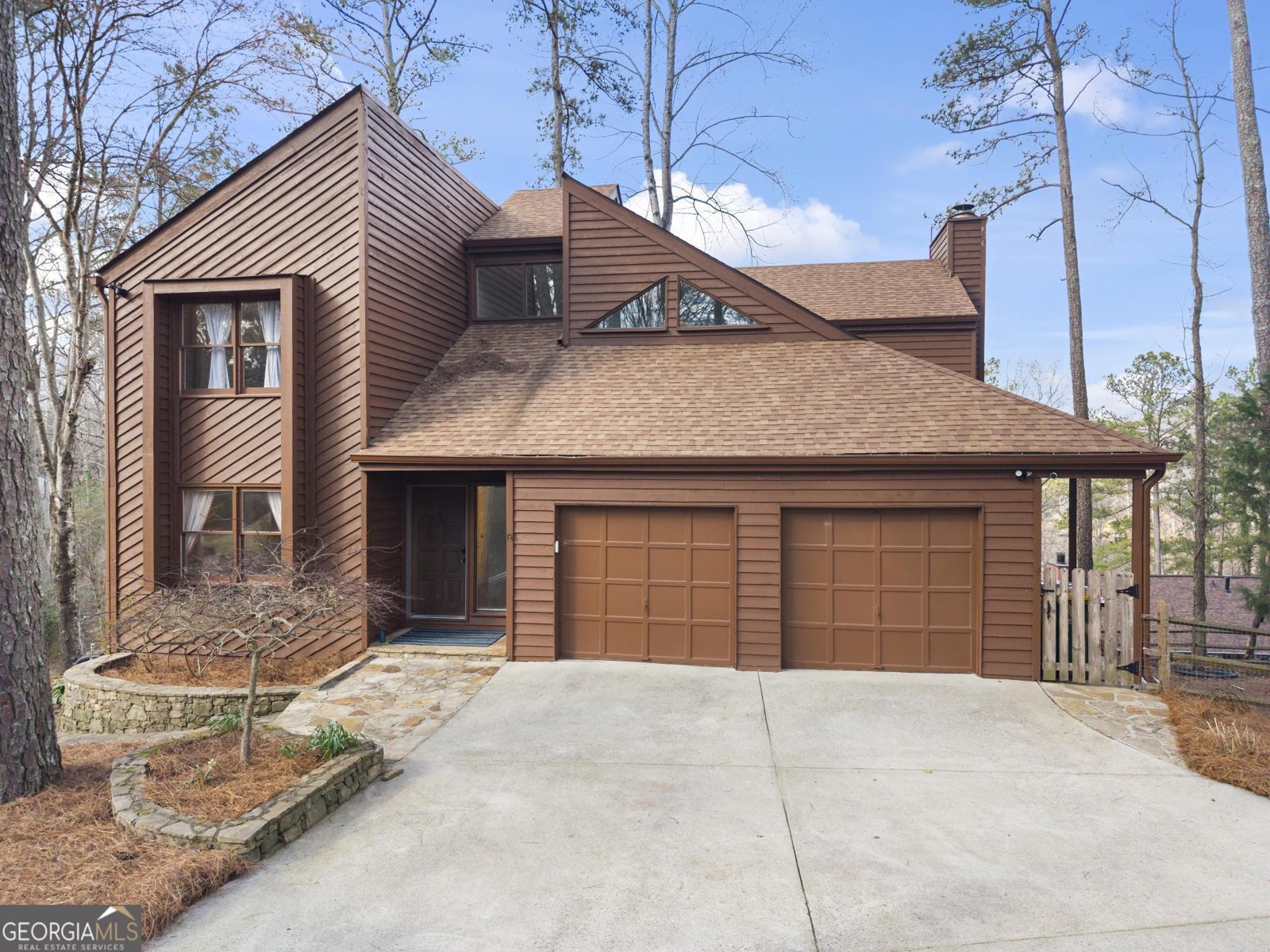 4221 Shire Court Roswell - Photo 1
