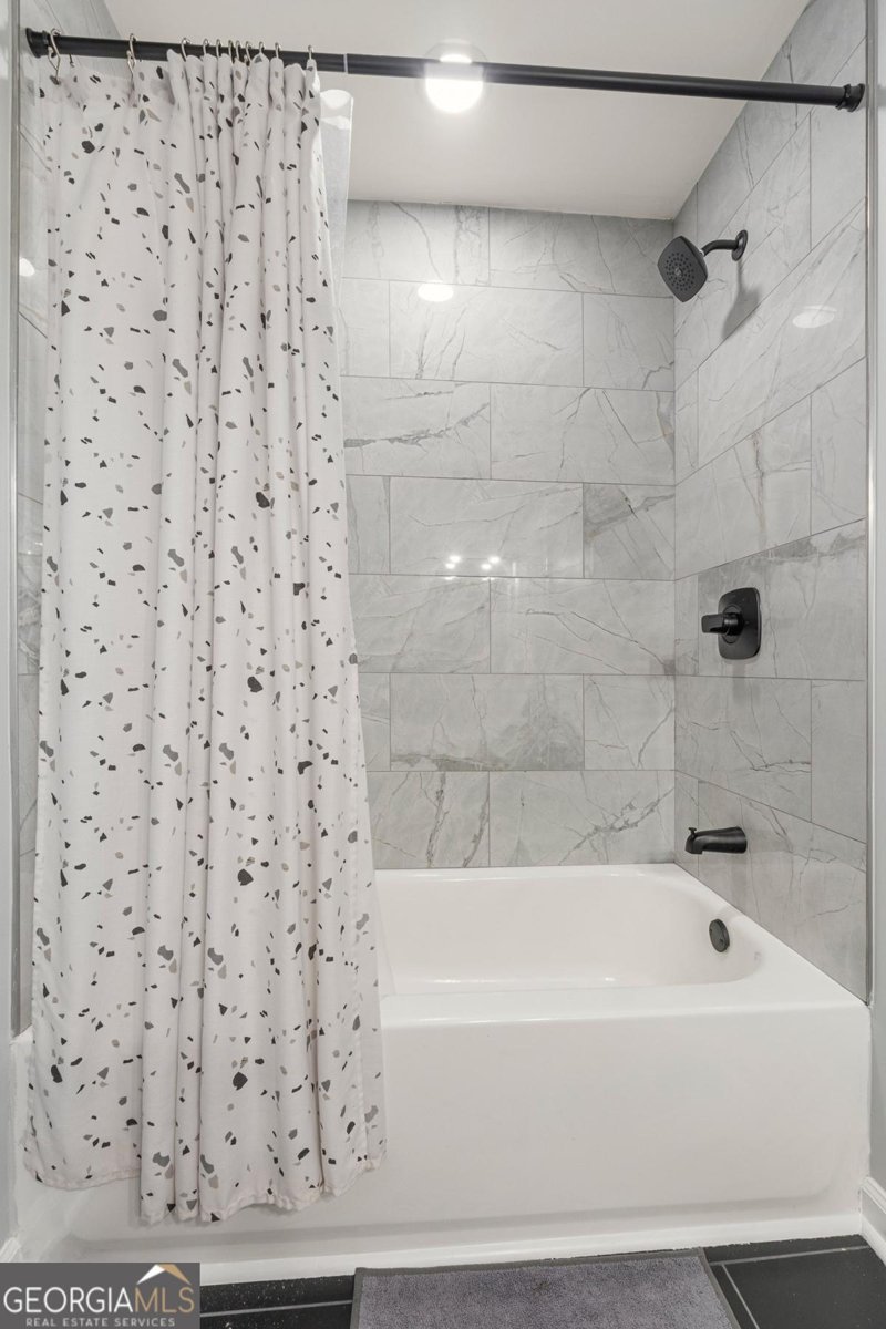 1918 Flintwood Drive Atlanta - Photo 12