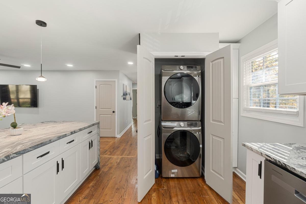 1918 Flintwood Drive Atlanta - Photo 8