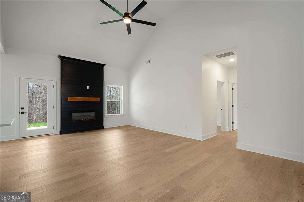 681 Campbell Trail White - Photo 13