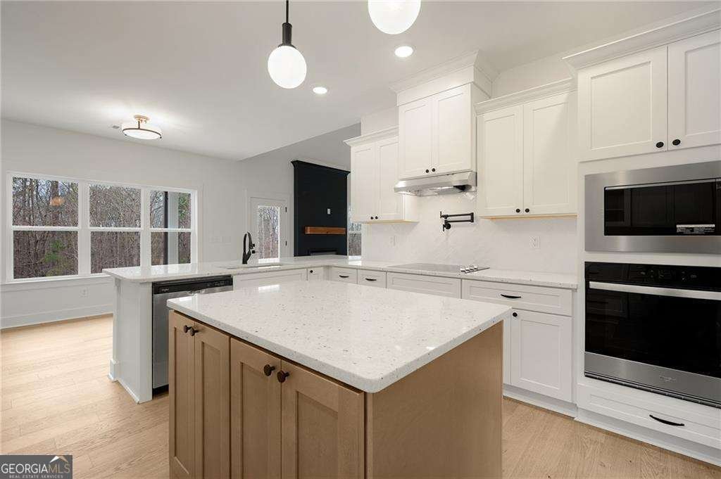 681 Campbell Trail White - Photo 23