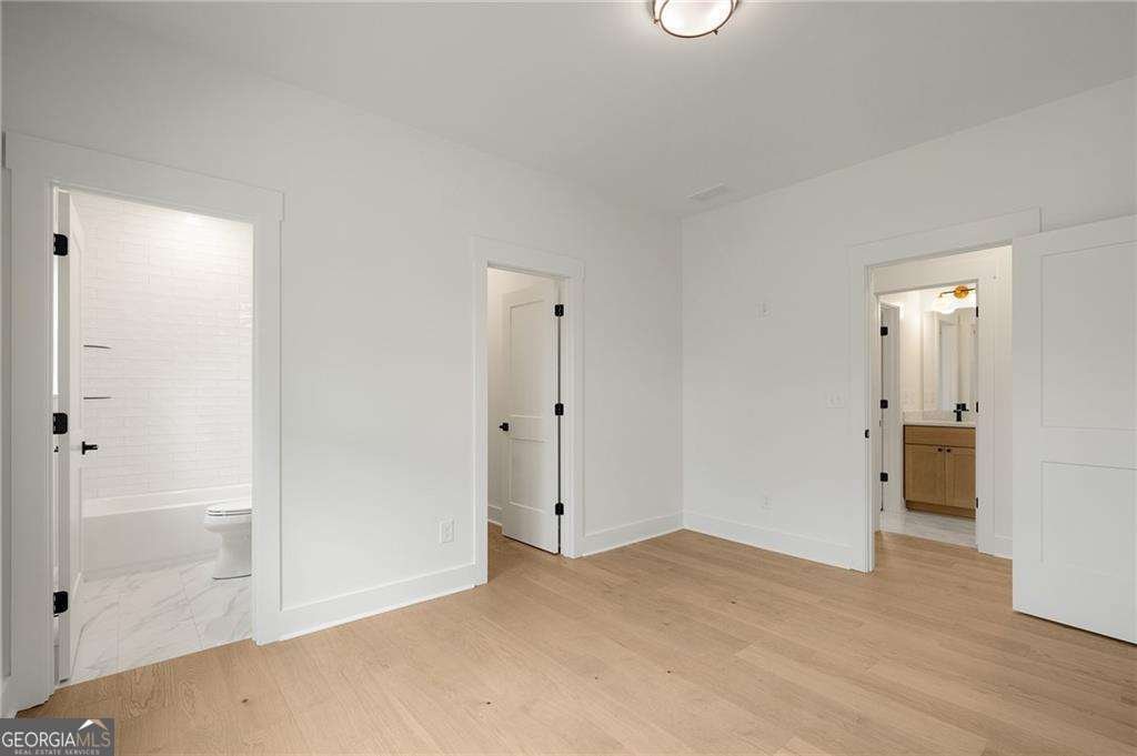 681 Campbell Trail White - Photo 34