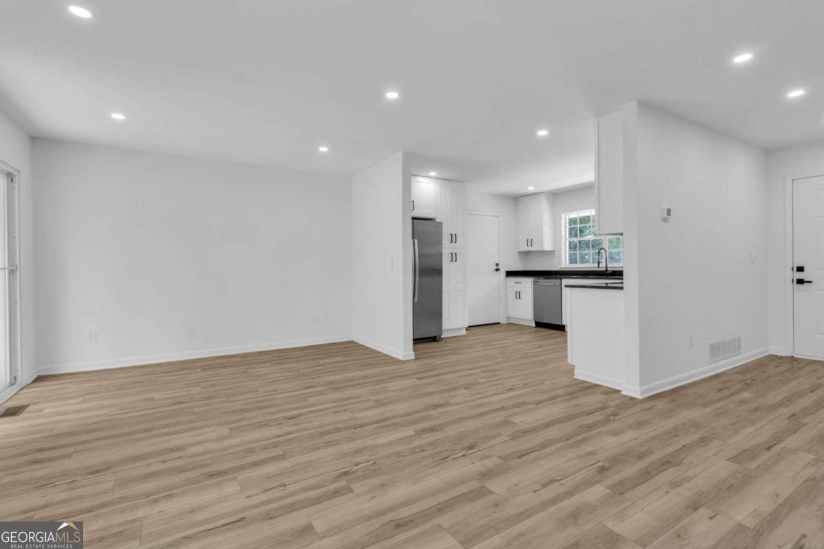 4374 Cedar Ridge Trail Stone Mountain - Photo 14