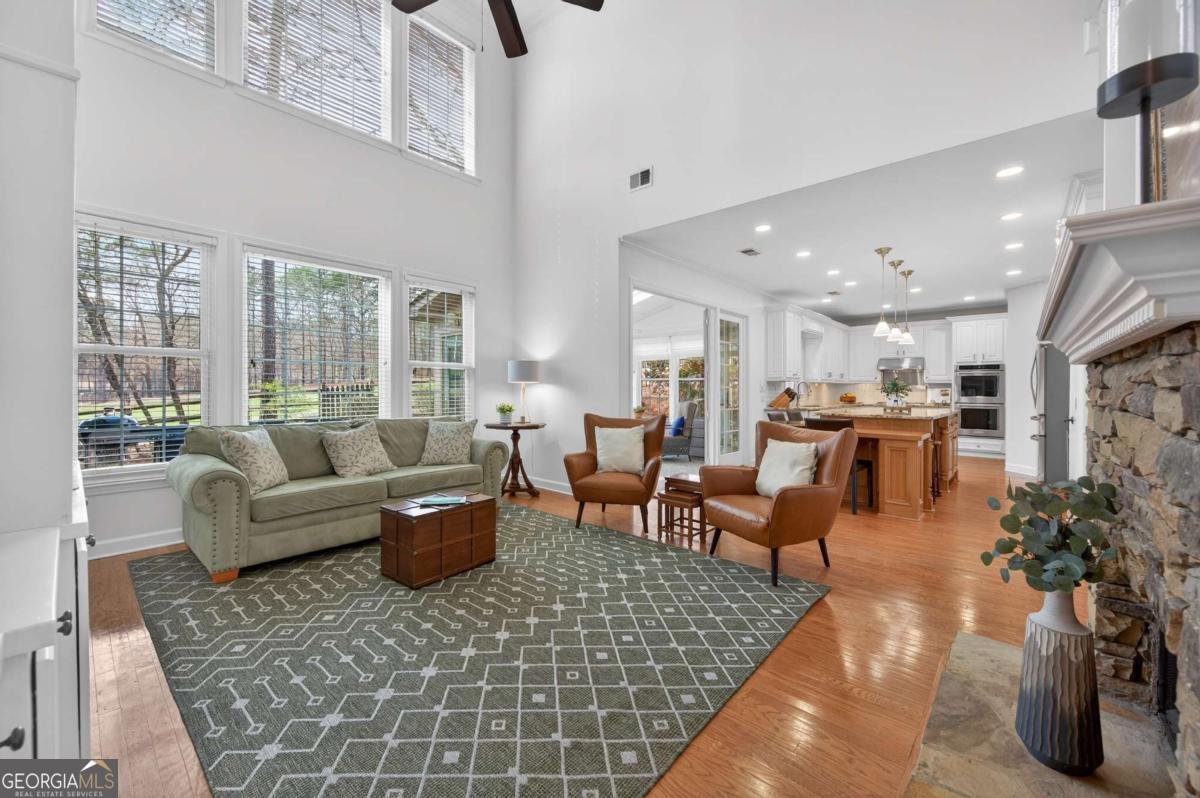 6460 Rutherford Place Suwanee - Photo 8