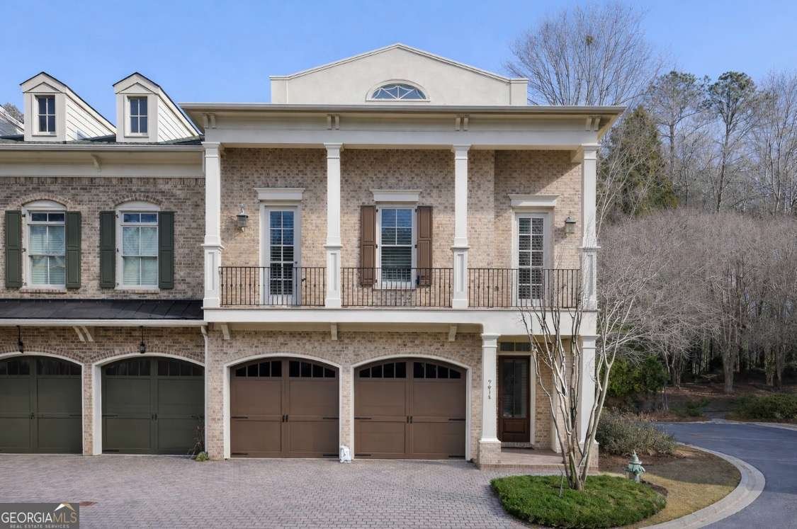 9030 Riverbend Manor Alpharetta - Photo 1