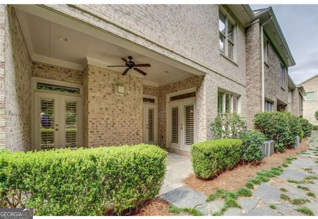 9030 Riverbend Manor Alpharetta - Photo 19