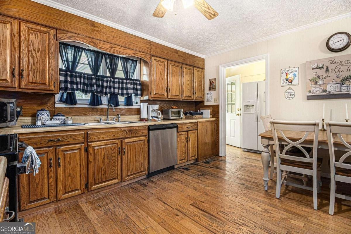 678 Hill City Road Sugar Valley - Photo 6