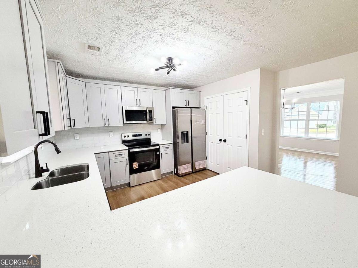 227 Millstone Drive Hampton - Photo 6