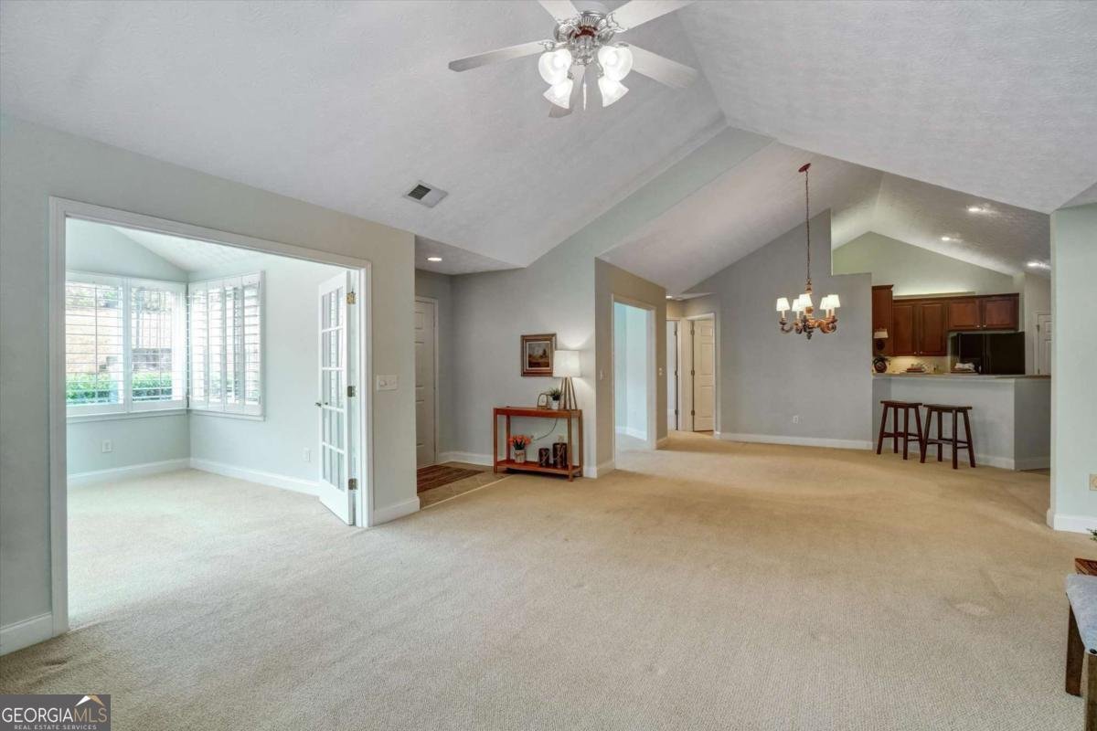 135 Vintage Club Circle Marietta - Photo 9