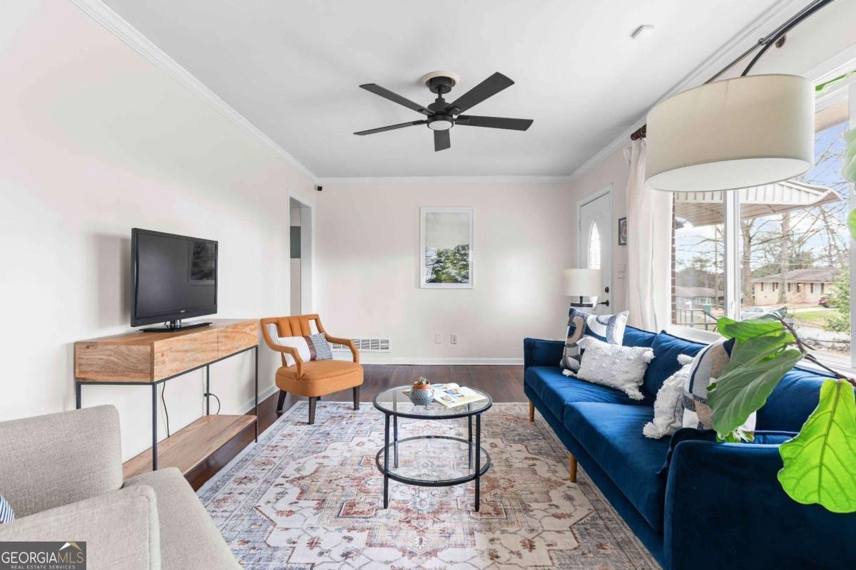 1738 Flintwood Drive Atlanta - Photo 8