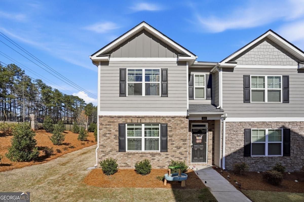810 Elgin Trail Lawrenceville - Photo 1