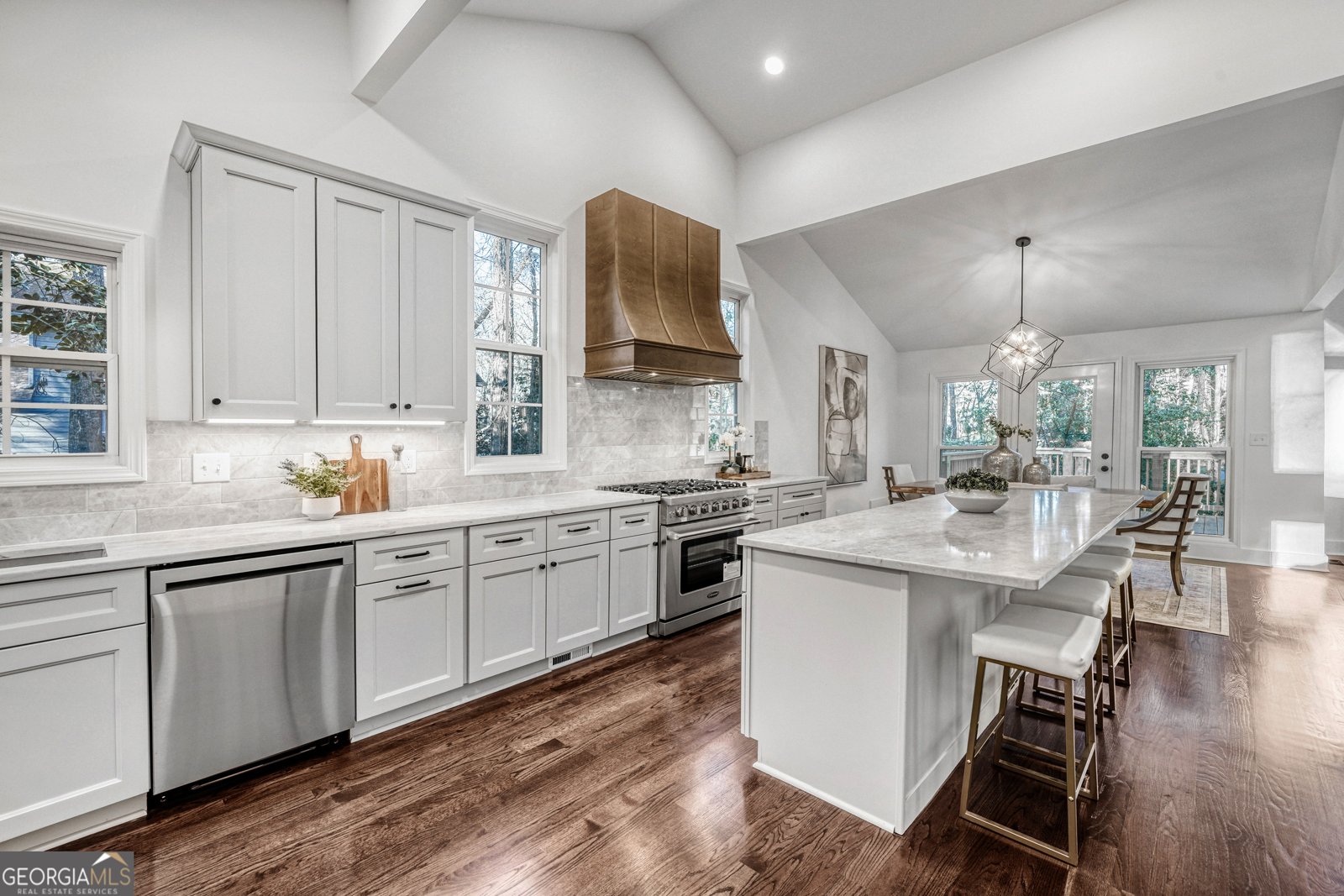 95 Lake Top Court Roswell - Photo 10