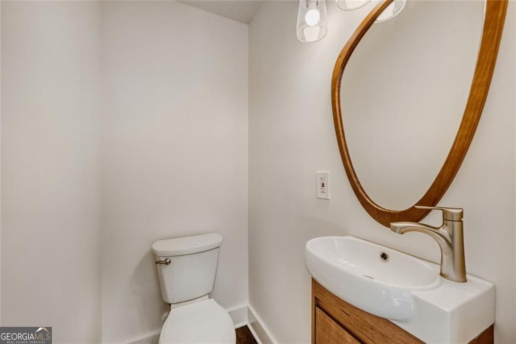 95 Lake Top Court Roswell - Photo 13